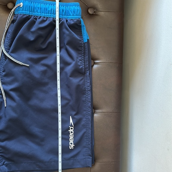 Speedo, men’s Large, Navy Blue, Swim Shorts. - Picture 6 of 6